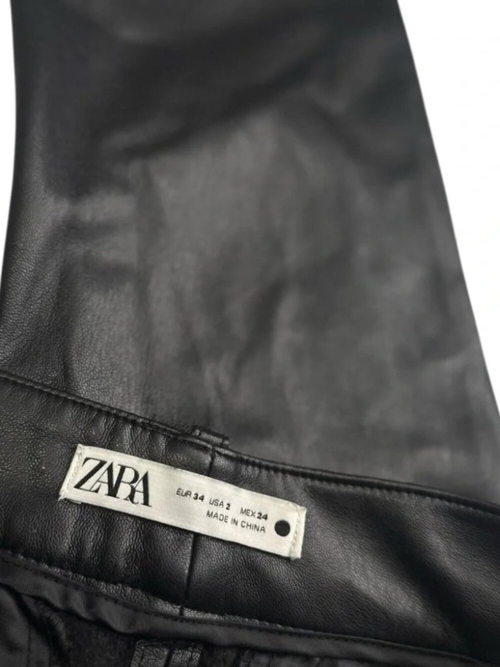 Zara Black Faux Leather Straight Leg Pants Size US 2 EUR 34 - Picture 5 of 8